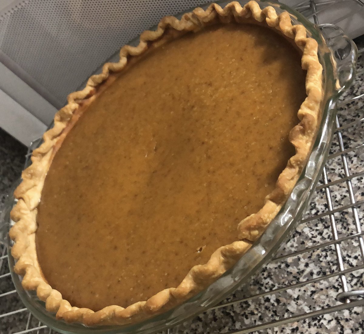 There is no reason to spend money on buying a pumpkin pie when they are soo...