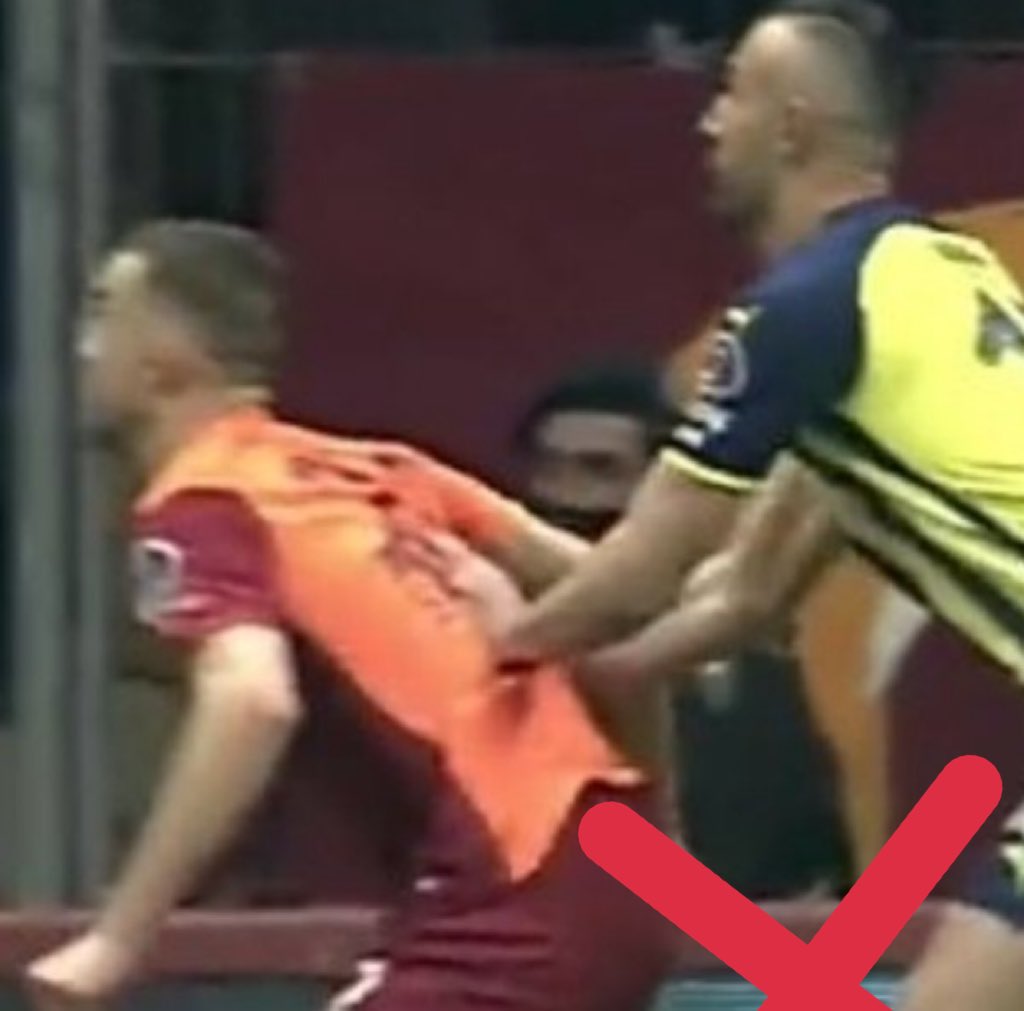 GoalGala's tweet photo. Hayırlı İşler… 🤬 https://t.co/Klu4H0t7Kw
