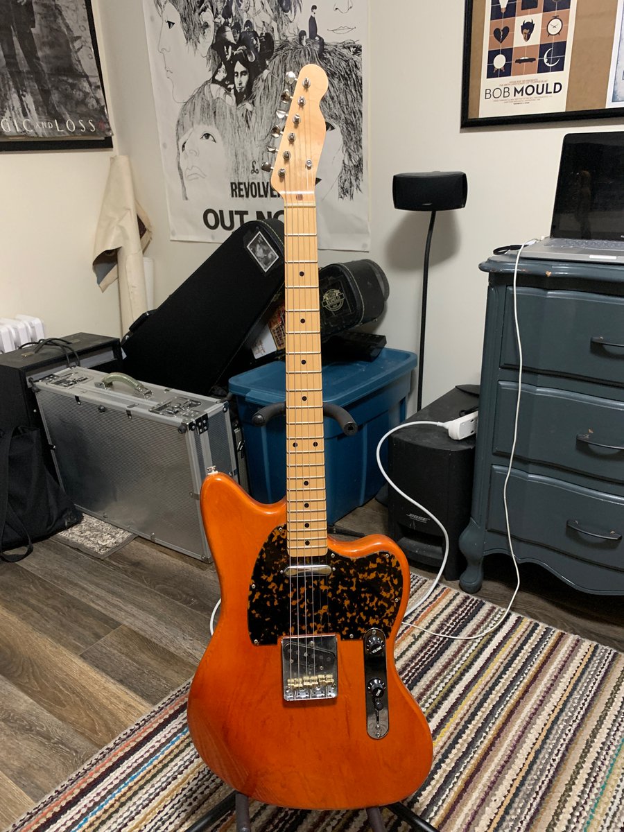 huskermould's tweet photo. its here! @fender #Telemaster courtesy Robin at No Guitars https://t.co/cLlU5oxnS8