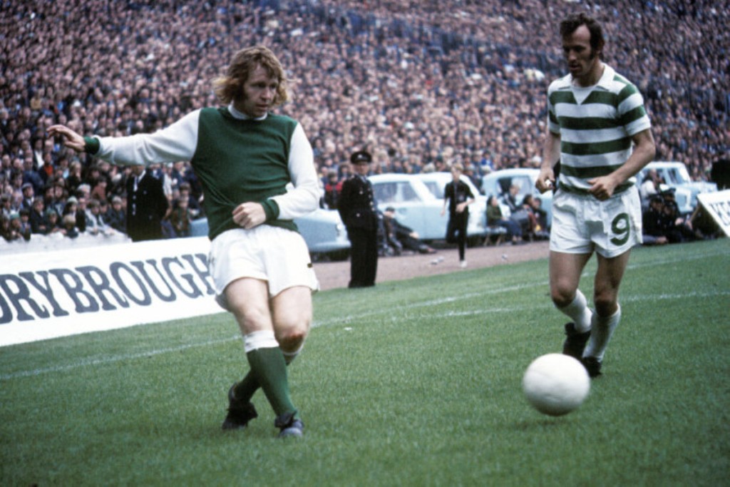 Celtic v Hibs final next month. Can we start a campaign for both teams to wear traditional strips ? If Hibs wear green socks there is no colour clash. Let's have old fashioned battle of the  greens. RT if you agree @TheCelticWiki <a href="/celticrumours/">Celticunderground</a> <a href="/SimonPia1/">Simon Pia</a> <a href="/KM1875/">Kevin Mills</a> <a href="/HibernianRetro/">Hibernian Retro</a>
