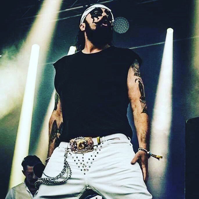 Sum41_TNS's tweet photo. We are devastated to hear about the sudden passing of former @TurbonegroHQ singer @HankvonH. Last year, @Cone41 and @davebrownsound wrote and produced a song called Radio Shadow for Hank’s solo album Dead. This is such a big loss. RIP Hank. 🖤 https://t.co/BvENf5BdX6