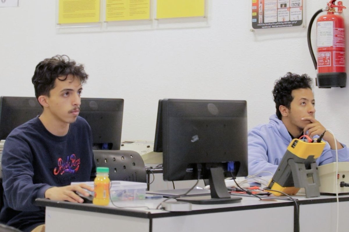 CCKKU's tweet image. اليوم الأول من تحديات #TechTree ، ضمن مسار انترنت الأشياء 
#جامعة_الملك_خالد #KKU