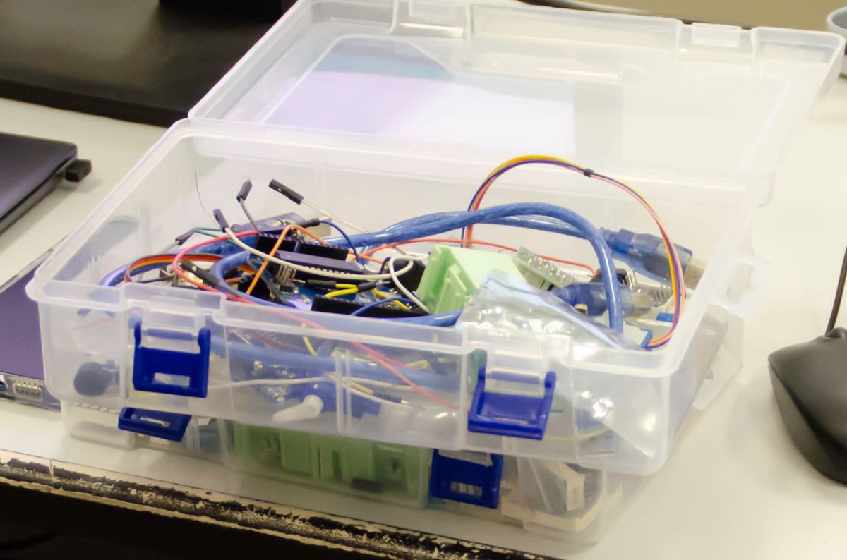 CCKKU's tweet image. اليوم الأول من تحديات #TechTree ، ضمن مسار انترنت الأشياء 
#جامعة_الملك_خالد #KKU