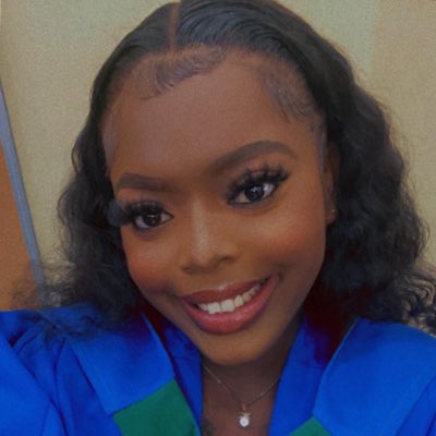 darkskinbaddii1's tweet photo. #Graduationpic
Everybody up ?yeh mi love e look gi dem a update ☺️
#Bscinnursing #Hons https://t.co/CbBNDPkCpw
