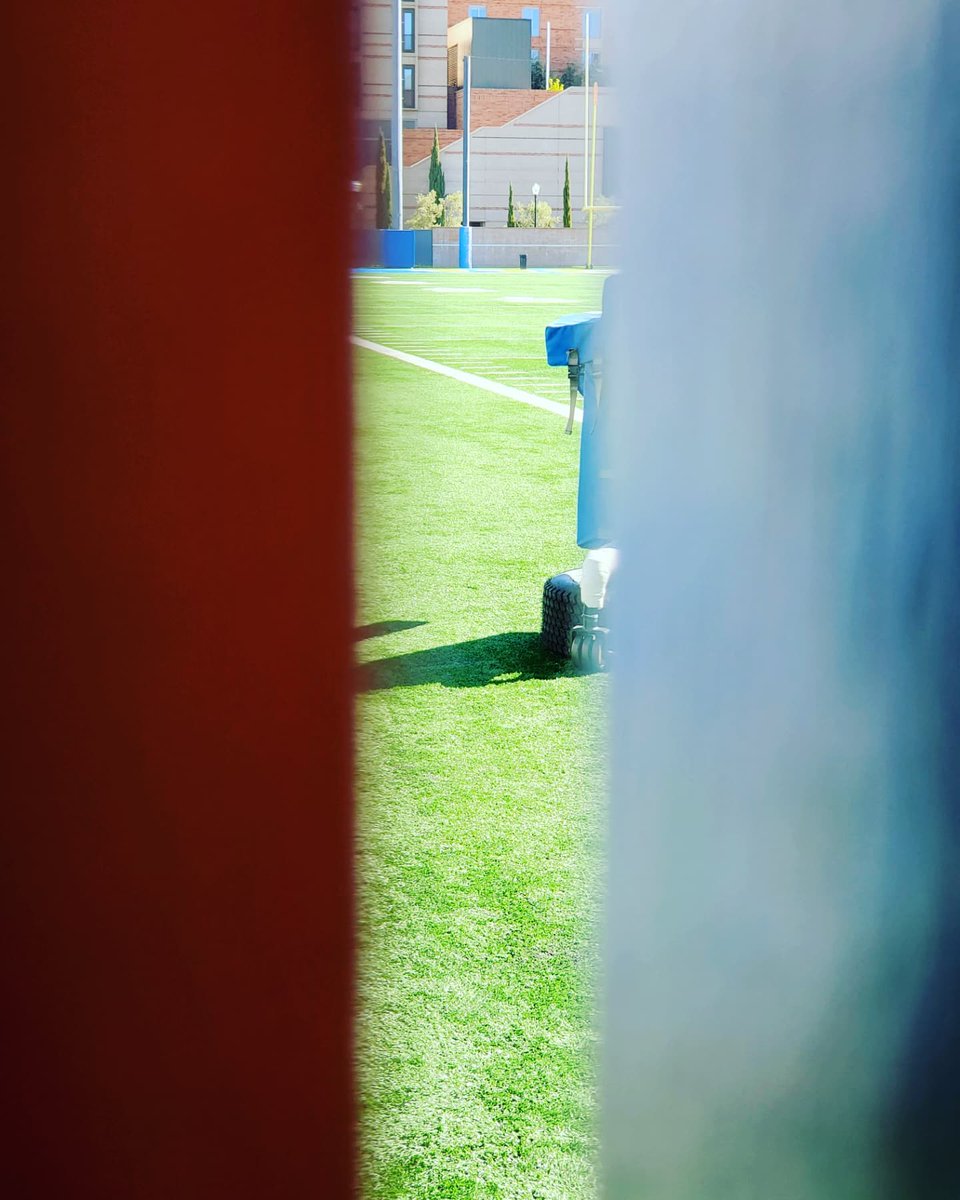 ROUTEInc's tweet photo. Where will your path take you?
 #ChooseYourPath #CollegeFootball #RealTimeRecruiting #RecruitTheProgram #Recruited https://t.co/FogQ3sH9g0