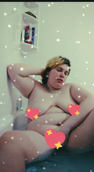 More bath photos,  These and more available uncensored 😉 https://t.co/HuLUgk5pbh