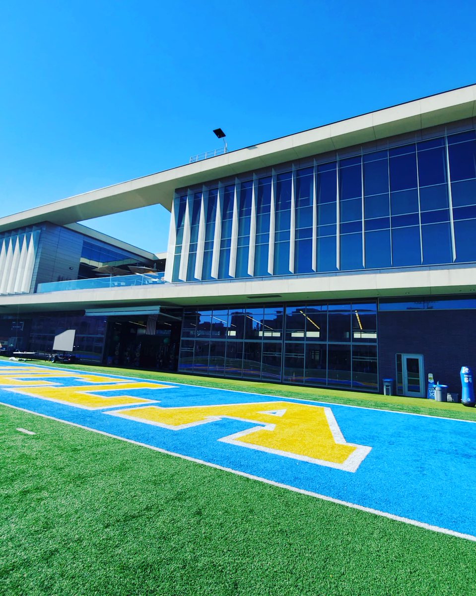 ROUTEInc's tweet photo. ROUTE Analytics in the building. UCLA visit. #ChooseYourPath #CollegeFootball #RealTimeRecruiting #RecruitTheProgram #Recruited https://t.co/l3BKftz9p6