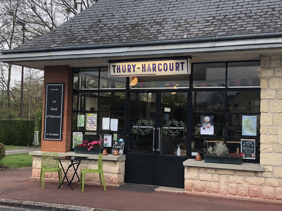 LyndaLahalle's tweet photo. #ESS #DevEco #consommerlocal #territoires #proximité
Fin de semaine à #lehom @Le Quai d'Harcourt, café-épicerie
vente de produits alimentaires et d’hygiène, de produits en #vrac, #locaux.
Aide @RegionNormandie Emergence ESS de 15089€
@NdieConquerante @Herve_Morin https://t.co/0ZJvHzm3Ek