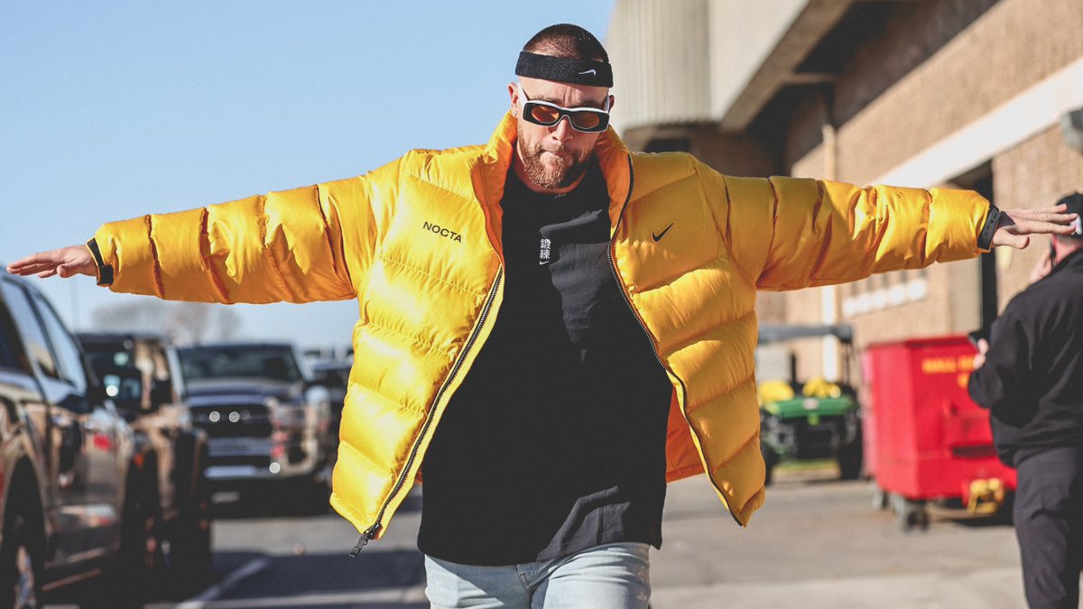 Chiefs's tweet image. Another week, another fire fit ❤️‍🔥