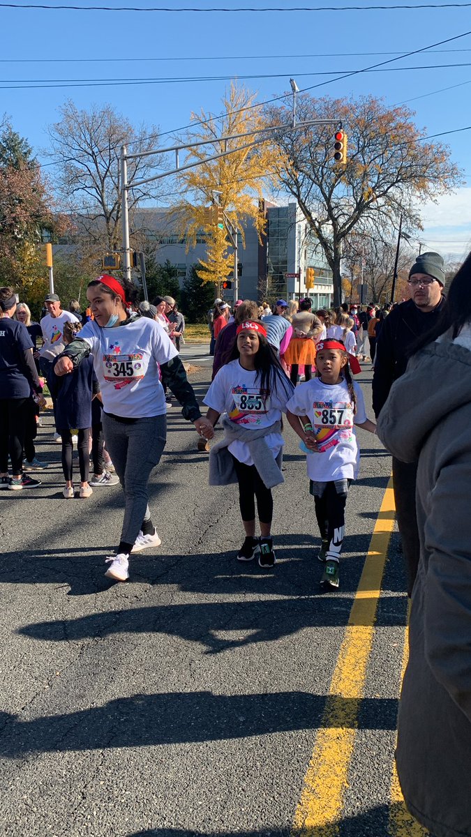 LStirlingNBPS's tweet photo. A beautiful day for a run and an exciting time for our students! #girlsontherun 5K.  Great showing by LS and MK! Our kids, staff and parents SHOWED UP!!! @nbpschools @ddipane @BoutrosLisa @aubjohnson111 @ziperez2 @vdlagos  #lscsknightsridewithpride https://t.co/7apELZtrU2