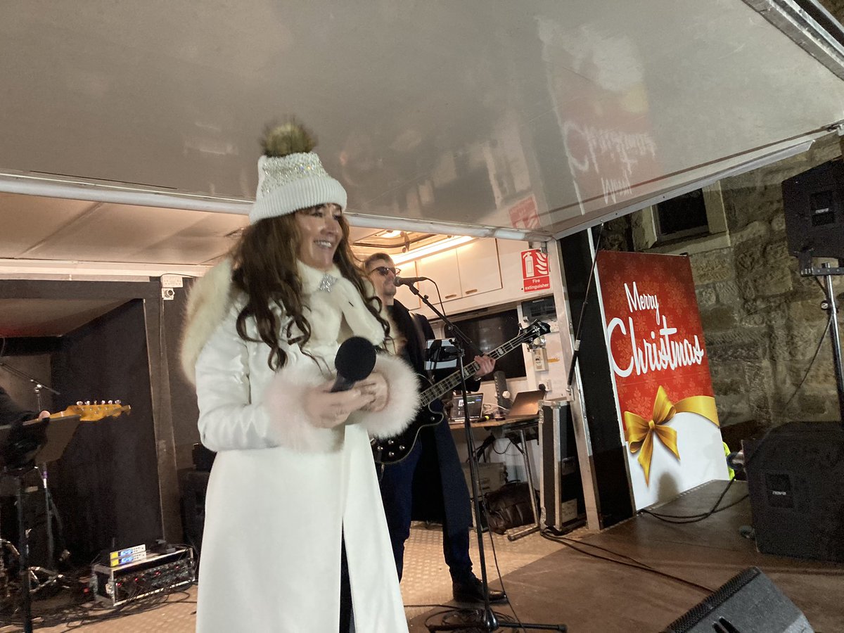 It was an immense pleasure (for the first time) to switch on East Kilbride’s Christmas Lights this evening. I was joined by the superb <a href="/ginaontheradio/">ginaontheradio</a> , <a href="/ernest_theband/">ERNEST The Band</a> &amp; and of course #Santa. We were cheered on by a wonderful EK crowd all looking forward to #Christmas2021