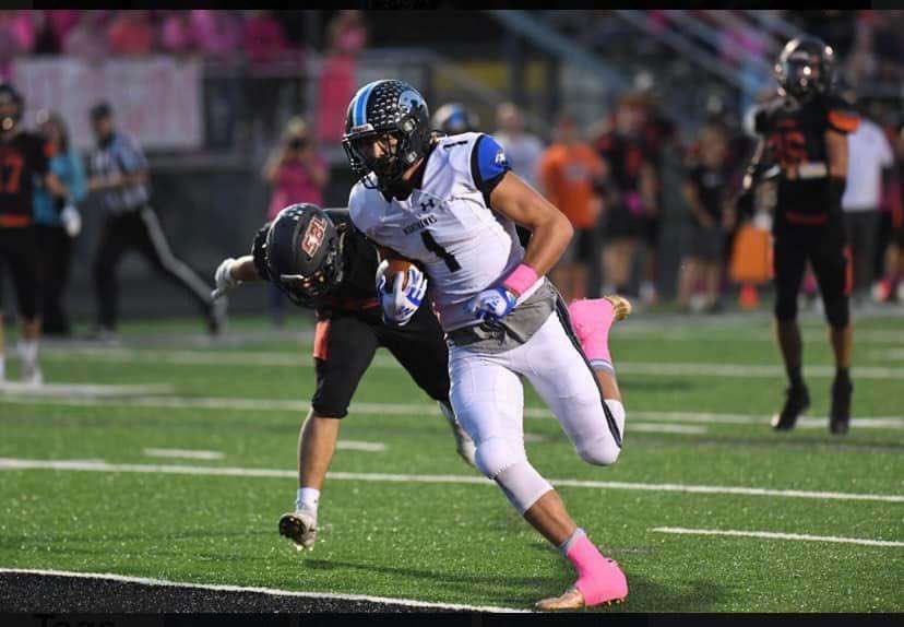 Senior Season Highlights 

102 Touches
1574 All Purpose Yards 
36 Touchdowns 
74 tackles 

hudl.com/video/3/121760…