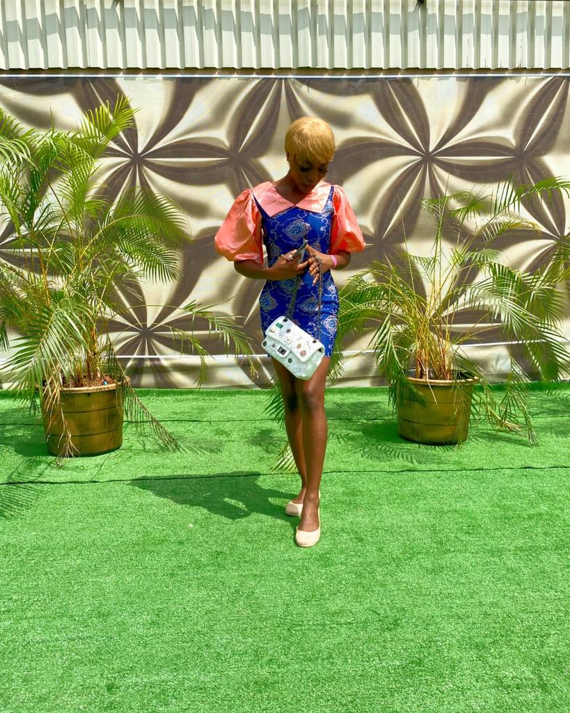 onyekaadedayo's tweet photo. Special places deserve special dresses🥰
#itzroyale #IPPC2021 #lwcitizen #lwnation #winningeveryday https://t.co/Pi85Ng05IY