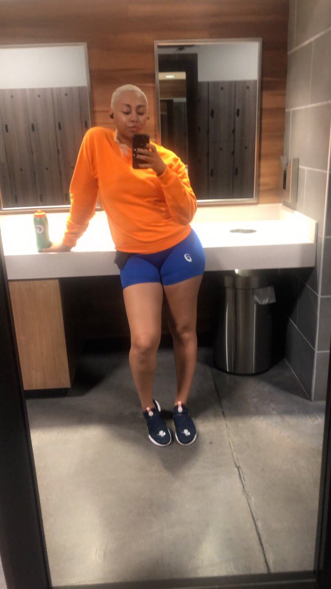 Monae sharay on YT tweet media