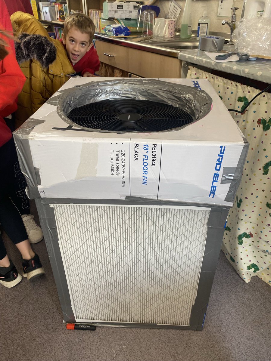 rhysthomas's tweet photo. Loved talking to these Children about the importance of clean air and getting them to build their own HEPA devices. One school now protected! Thank you..corsirosethalthomas? 😀 #corsirosenthalbox #plasticfull #savethemselves #ready4Xmas! https://t.co/xfXSBKZKSp