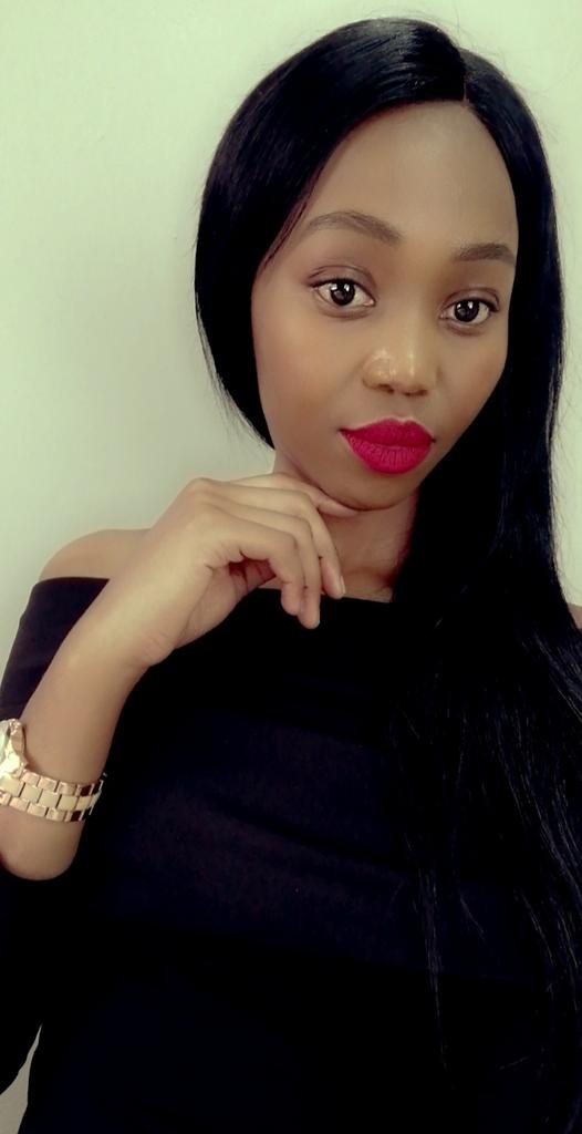A_Zeeh's tweet photo. @Rhadebelihle https://t.co/dfeaup5f0I