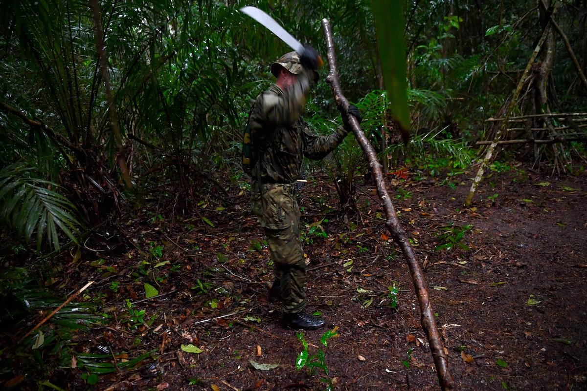 Belgian_Army's tweet photo. #TropicalStorm2021 #SERE Survival Evasion Resistance Extraction Course #Rusticity #SORegt https://t.co/lFzX9oFOeE
