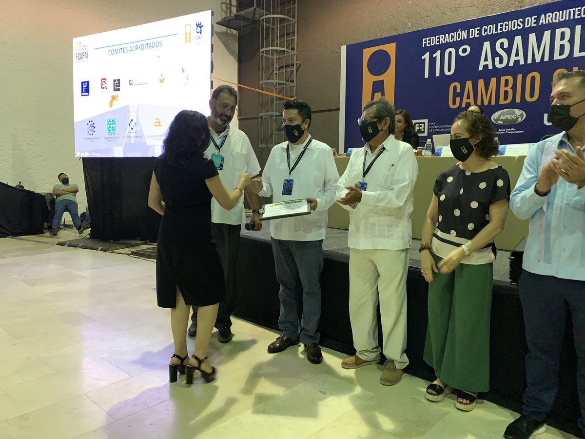 mvudoyra's tweet photo. Durante la #AsambleaNacional110 recibí la acreditación por dos años más de parte del #CONARC de la #FCARM; a nombre del comité certificador del #CACHAC, el cual encabeza nuestro colega y amigo @Mu_gume2.
#somosFCARM #vamosatabasco110
#arquitecturamexicana https://t.co/qsdLnQGINf