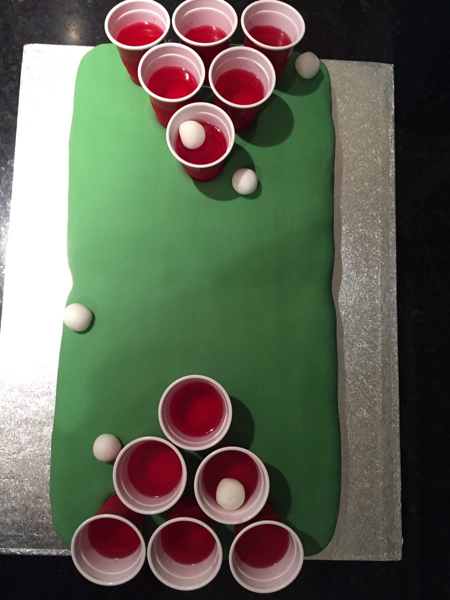 cakedebs19's tweet photo. @surbitonladies1 @SurbitonL1s @SurbitonHC @georgietwigg Beer Pong in a cake. What’s not to like?! Happy Birthday! 🎂🥳 https://t.co/OUnDwkFt4b