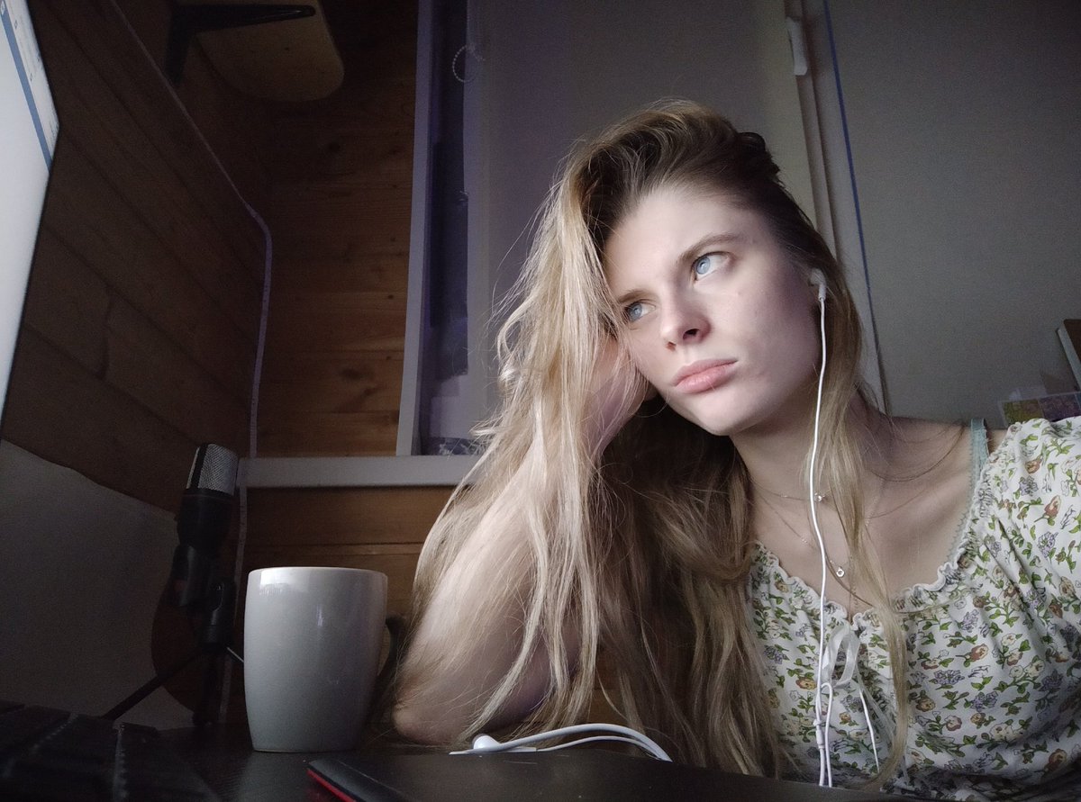 Eva_ngelical tweet media