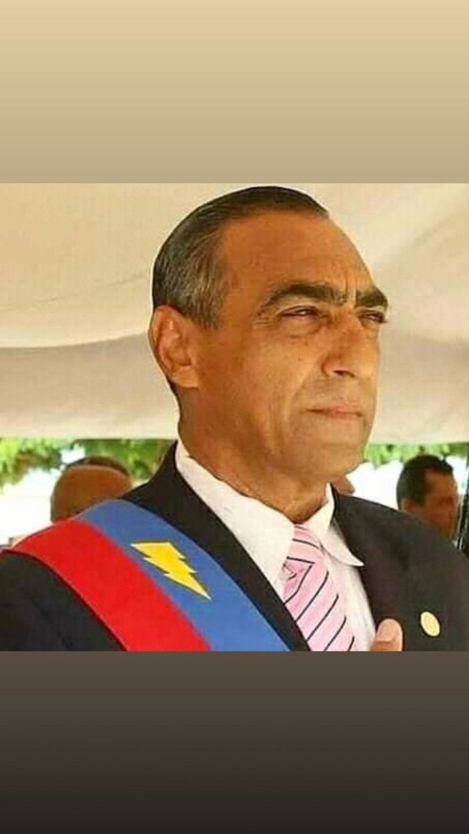 oscarpirela's tweet photo. #vamos @alenisguerrero #alcalde #lejosperonoausente https://t.co/7KYqiBVB3K