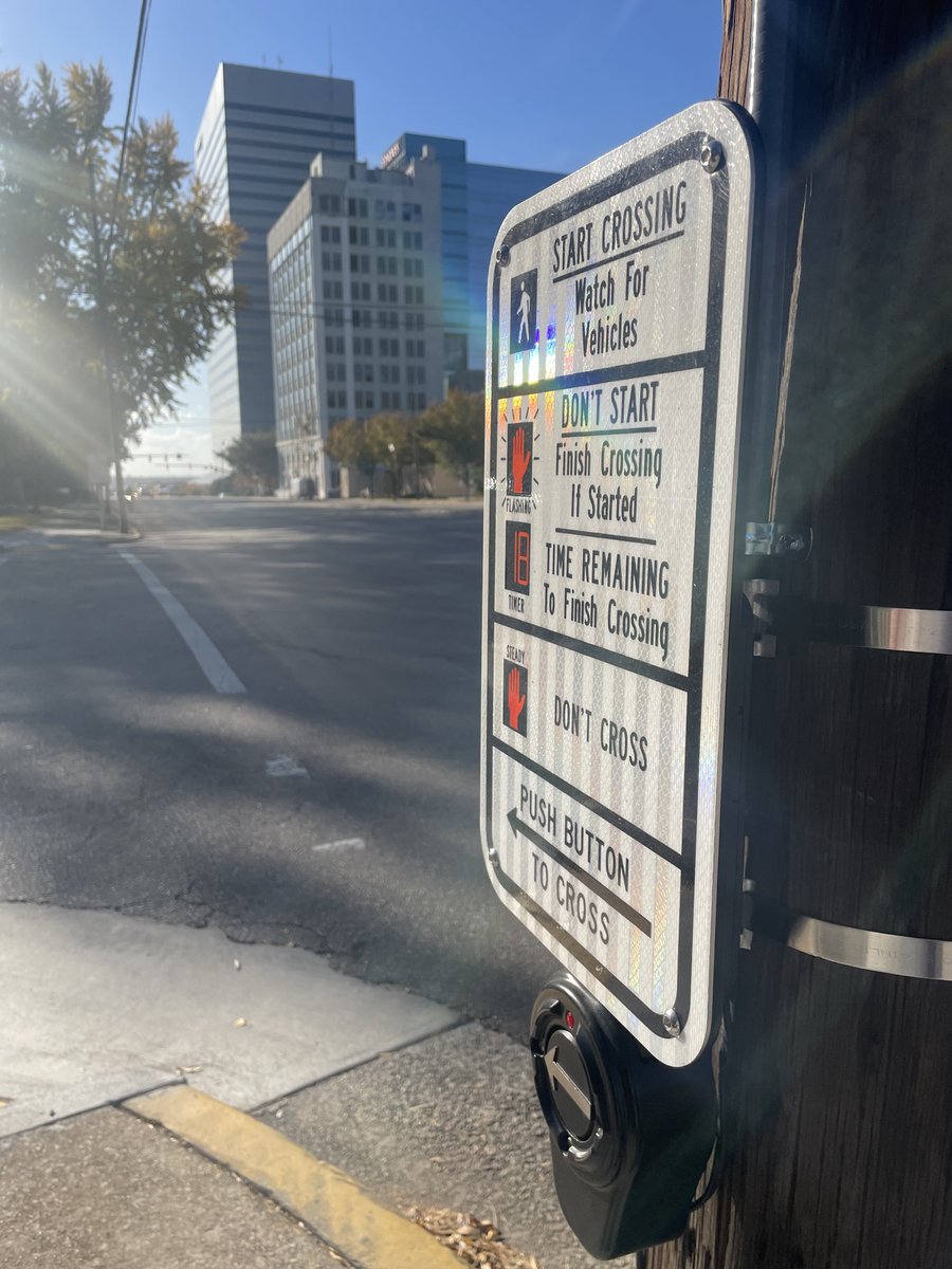 zachpippin's tweet photo. At the beginning of the pandemic BPAC asked @CityofColumbia to remove beg buttons; many other cities led by doing so. Instead we got new ones. Time, money, and energy wasted maintaining the status quo rather than moving the city forward. Let’s do better. #MobileMidlands https://t.co/ahqFraxLXS