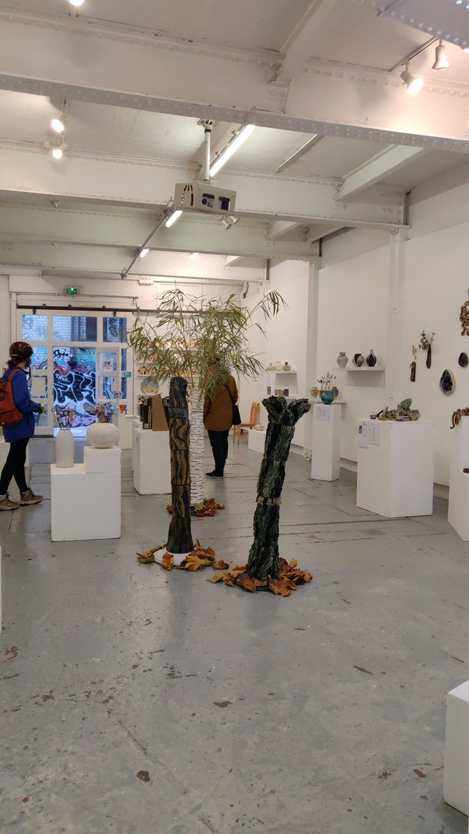 HFeatherstone's tweet photo. What a fab weekend. Dumplings at @eatchu_uk for Friday lunch, pottery @CentrespaceBS1, followed by @BigJeffJohnsArt. Helping out @KnowleConClub for @frontroomart Saturday &amp; Sunday, and finishing up with experimental Toad in the Hole courtesy of @SarahBearchell and @jennyshipway. https://t.co/zfoMGm88Bd