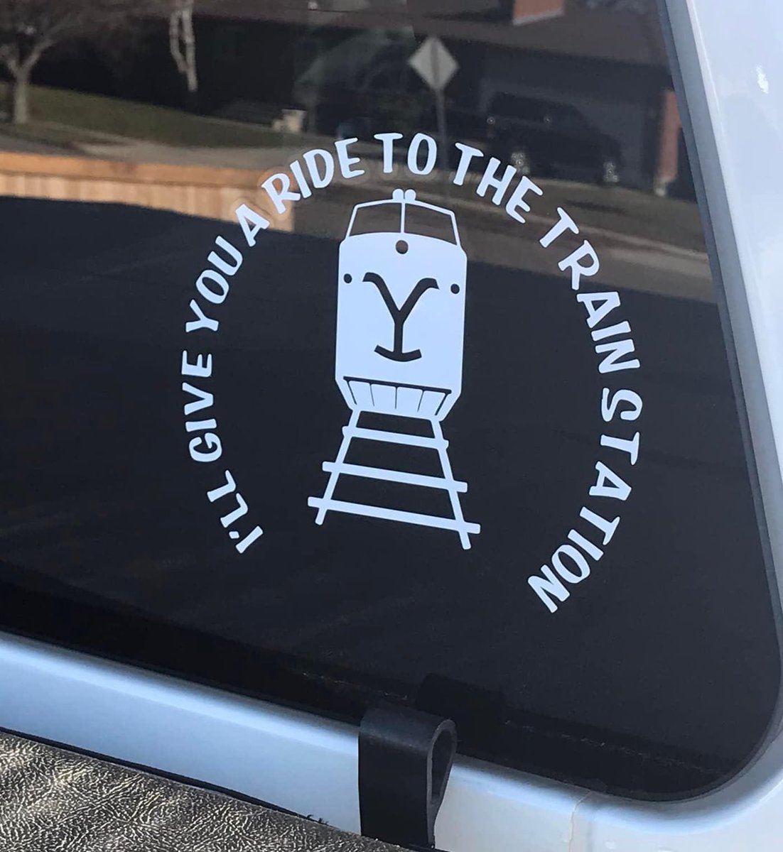 Cdparker06Chuck's tweet photo. Not a big decal guy.. but i might make an exception🤔#Yellowstone https://t.co/Egir1tlhWN
