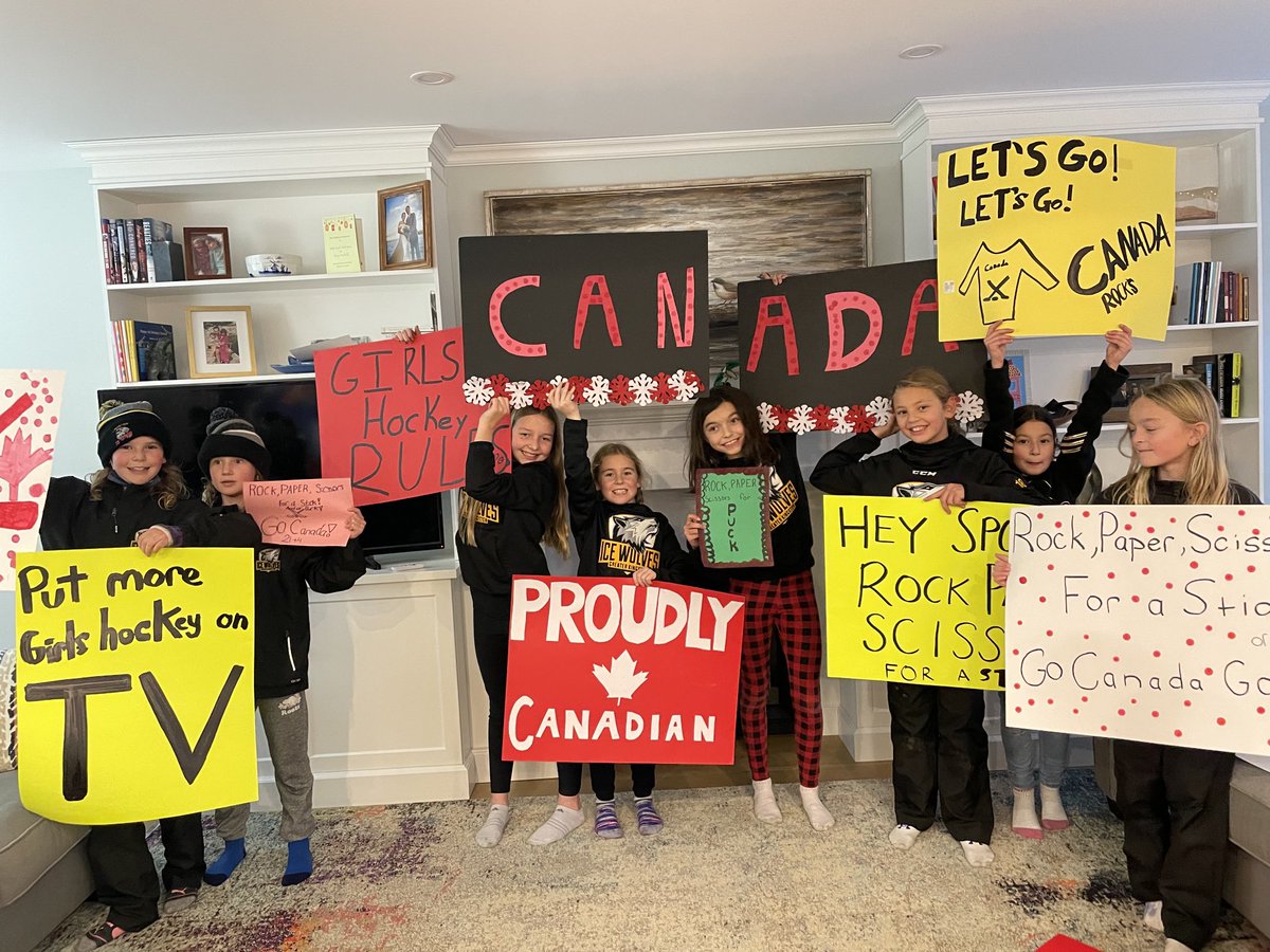 Kalen_Ingram's tweet photo. ⁦@k_icewolves⁩ U11AA getting ready for ⁦@HockeyCanada⁩ vs ⁦@usahockey⁩ at Kingston ⁦@LeonsCentre⁩ https://t.co/xRSSwR4iZO
