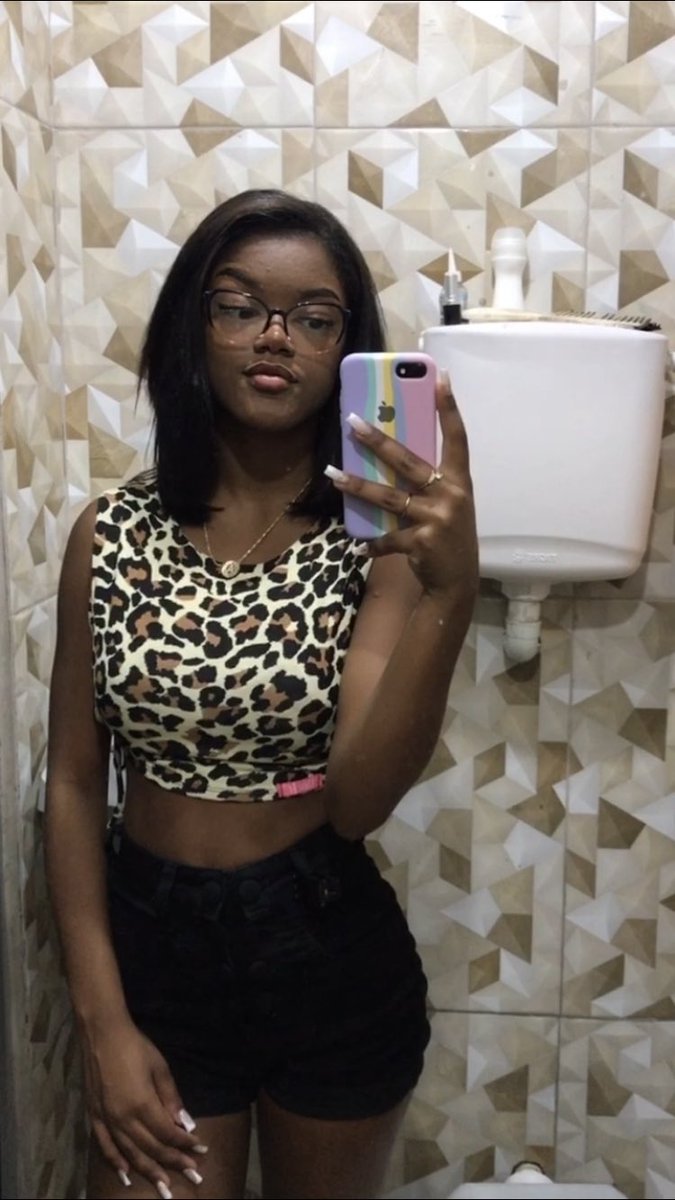 preta_14y's tweet photo. 🐆🖤 https://t.co/2uSpbTVx36