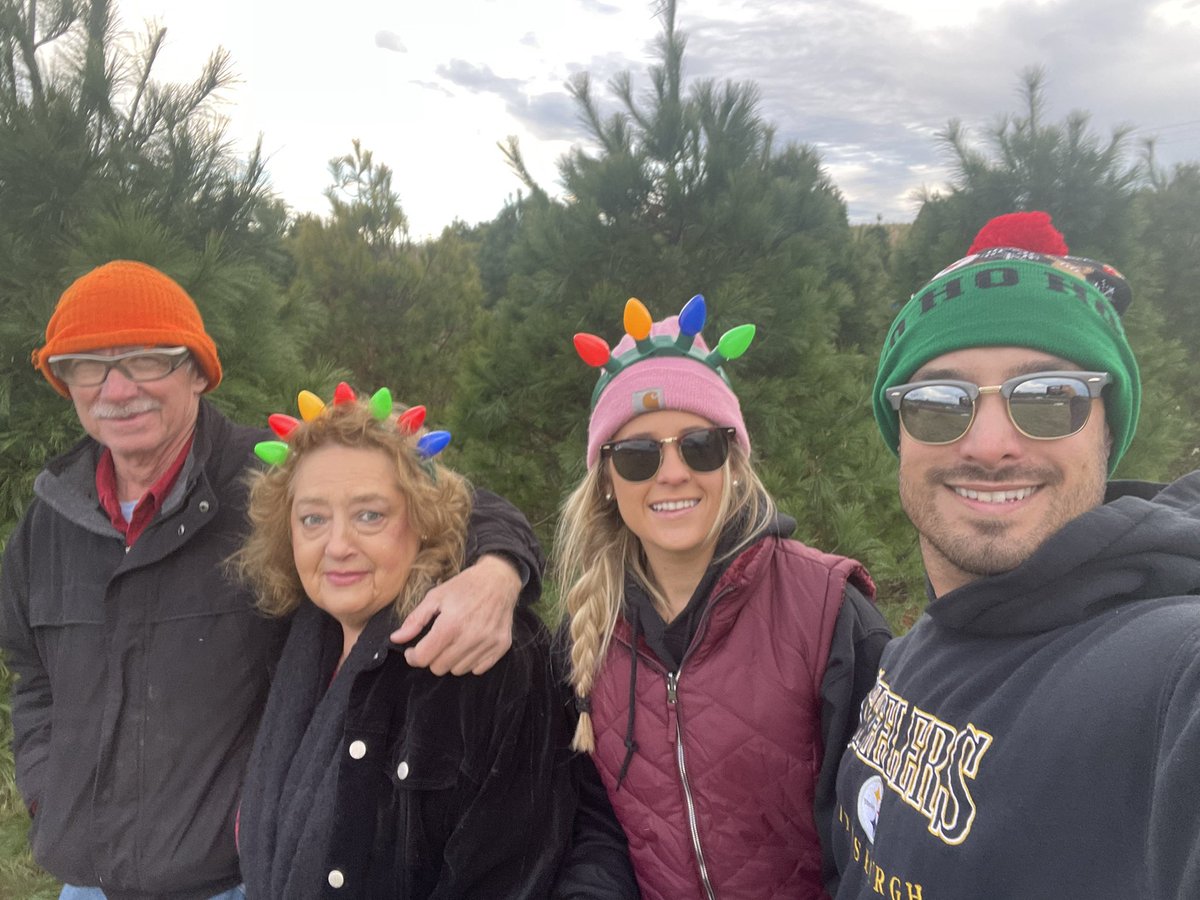 AdamCalvert's tweet photo. The joy of picking out and cutting down your own Christmas tree! 🎄 We were those people that showed up to Feisley Tree Farms opening day. 🤣 #Christmas #Christmas2021 #familyfun https://t.co/kOTyPNmPWP
