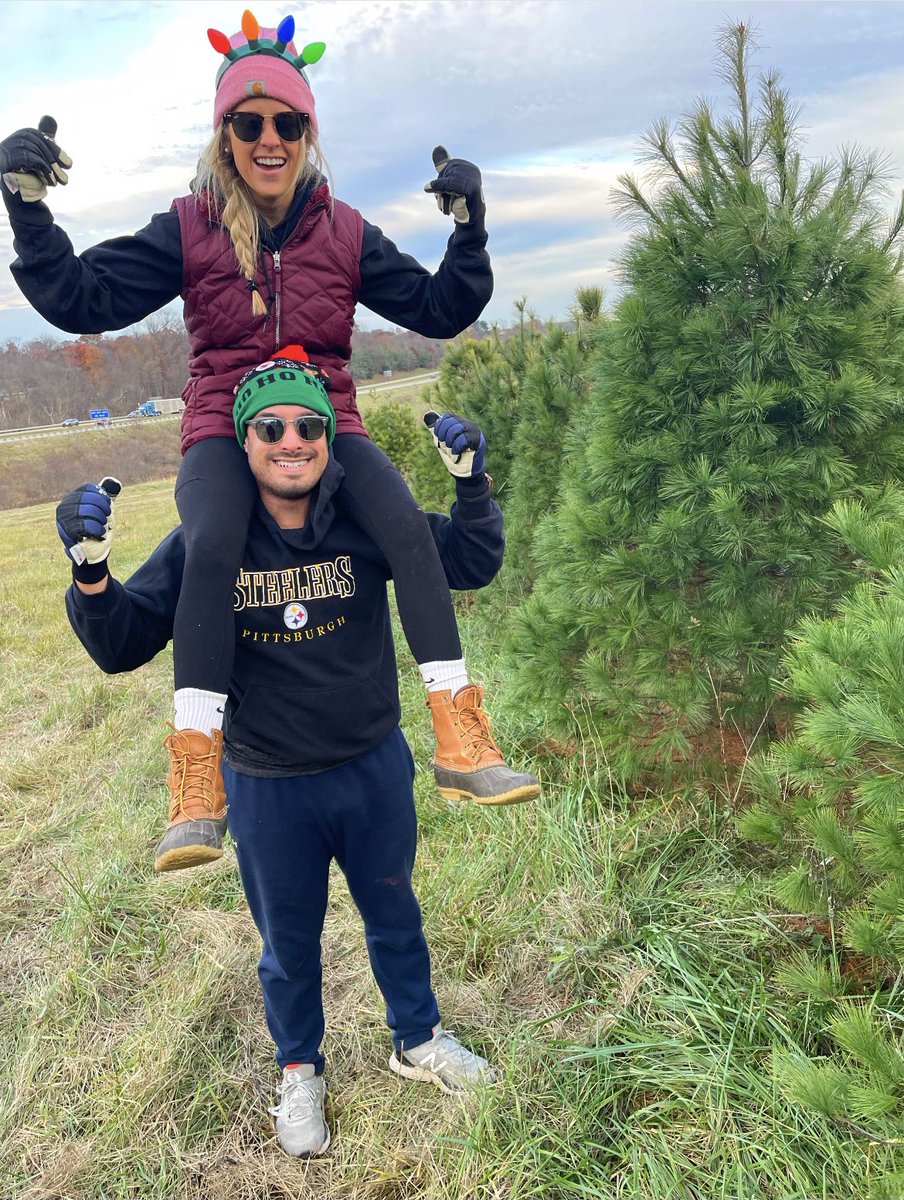 AdamCalvert's tweet photo. The joy of picking out and cutting down your own Christmas tree! 🎄 We were those people that showed up to Feisley Tree Farms opening day. 🤣 #Christmas #Christmas2021 #familyfun https://t.co/kOTyPNmPWP