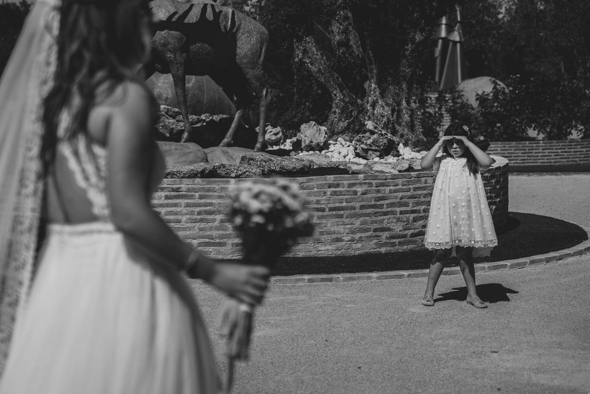 DaniGomez_C's tweet photo. ¡Mira, por ahí viene la novia! 📸 https://t.co/R9p9Fjg1EM