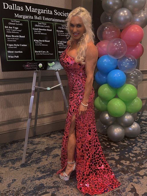 It was wonderful seeing all of my fans &amp; members last night at the @DallasMargSoc &amp; to all of you who<a href="/tag/party"class="tags"><span>#party</span></a><a href="/tag/saturdaynight"class="tags"><span>#saturdaynight</span></a>