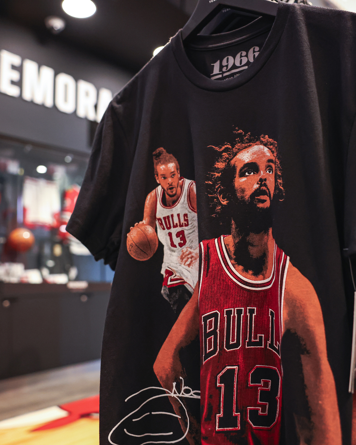 Joakim noah on sale t shirt