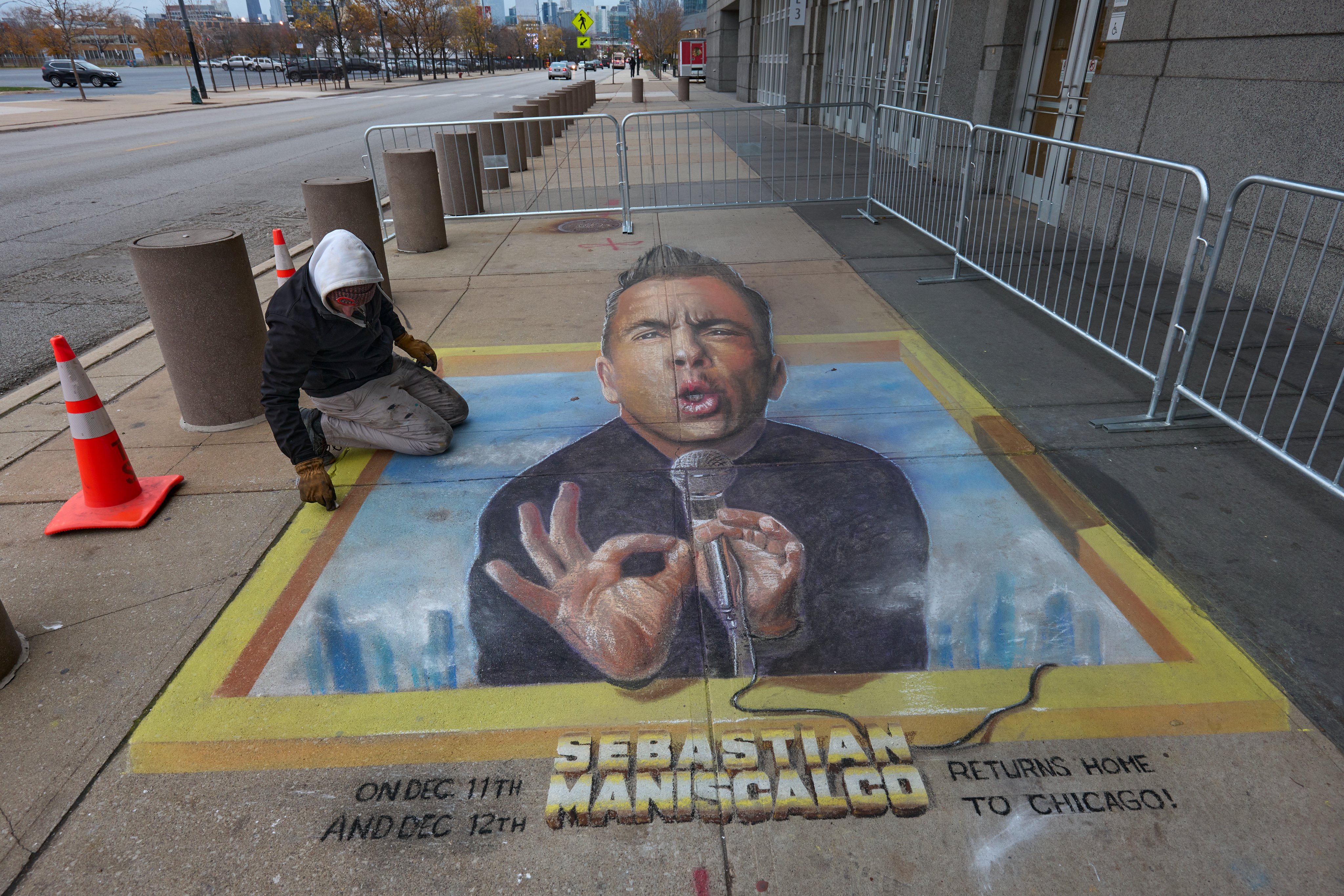 United Center on X: To welcome @SebastianComedy for two record breaking  shows, we created the '3D Welcome Wall' backstage with 3D muralist Nate  Baranowski! This built on the #NobodyDoesThisTour 3D chalk art