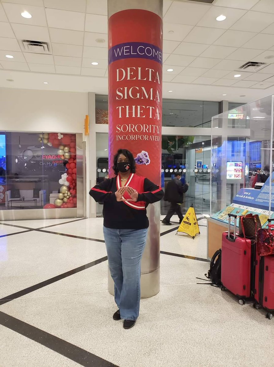 MemphisDST's tweet photo. Members of #MemphisDST made their way to #DST1913’s 55th National Convention in Atlanta, GA. They are ready to work alongside members from around the world to advance the mission of our sorority!  #DST1913  #AdvancingDST #MovingMACForward https://t.co/5ET7tFwwoV