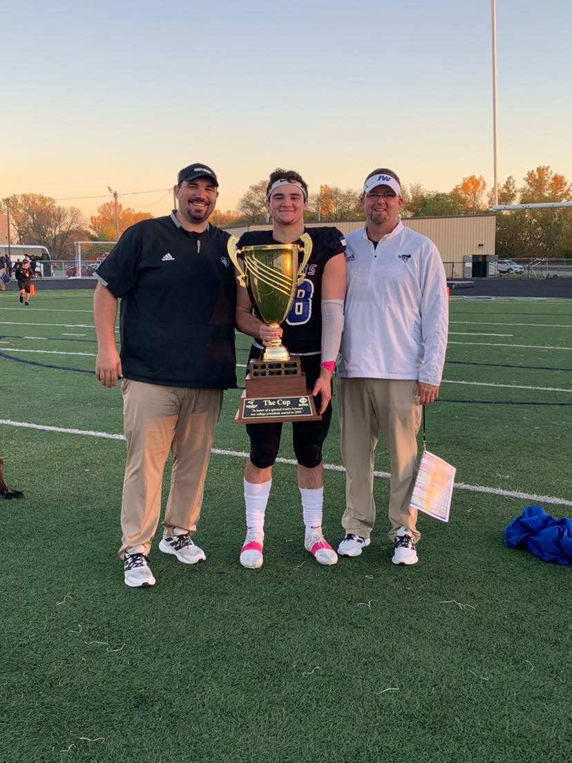 nglantz18's tweet photo. Regular Season Highlights🏴‍☠️
-1,661 yards 
-16 TD’s
-9-0 / #1 ranked team in the country 
-16-1 as a starter 
⬇️
https://t.co/G3zkelmsQw https://t.co/i7xUEiPFys