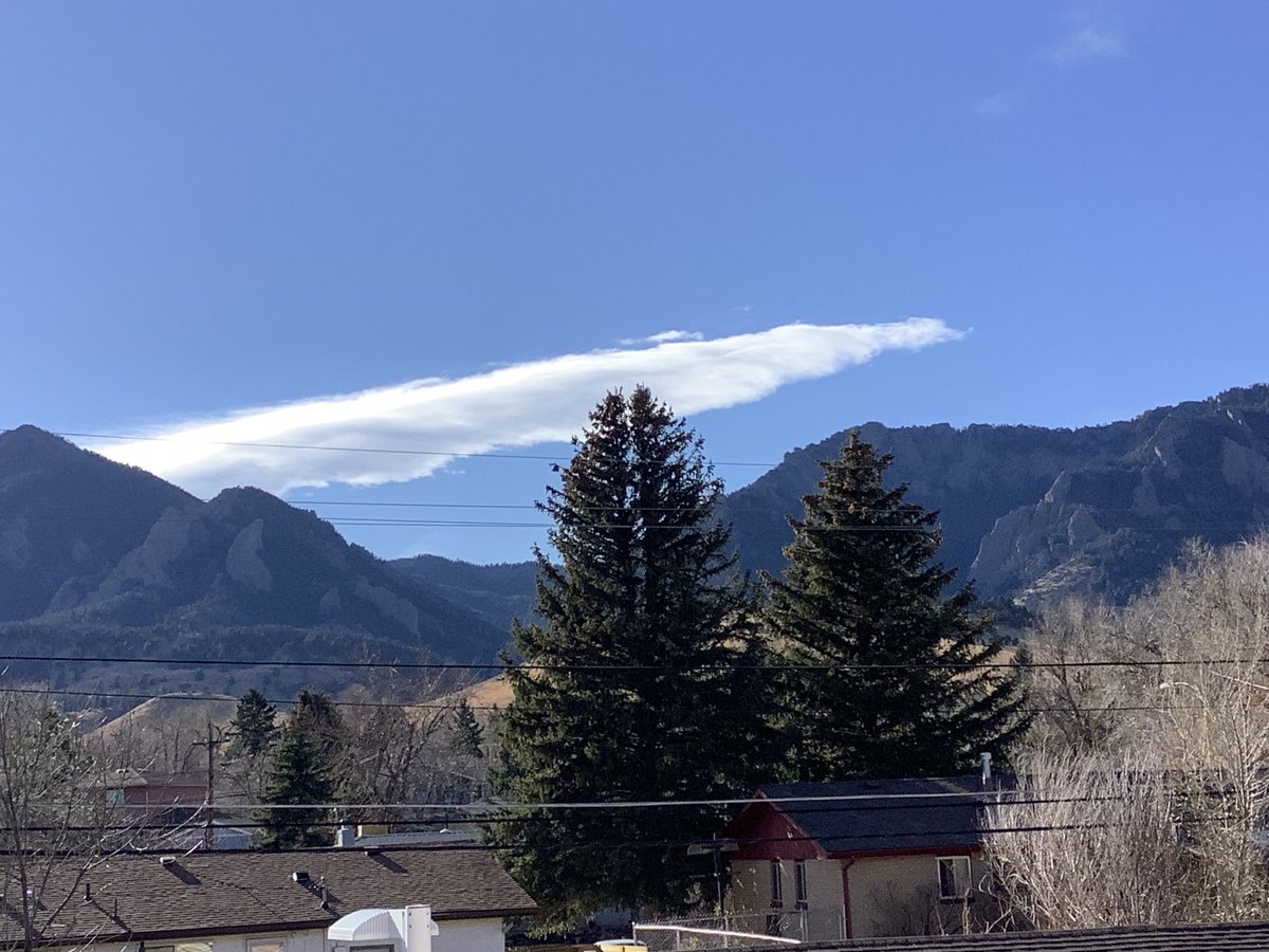 SchwartzNow's tweet photo. It’s our advantage at altitude
#ColoradoBlue #Boulder #COwx

cc. ⁦@AaronRodgers12⁩ ⁦@shailenewoodley⁩ https://t.co/kEvSP3oQFP