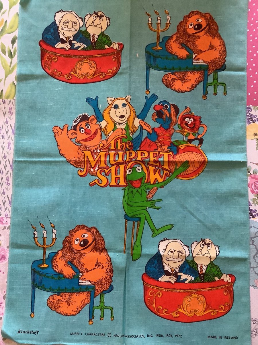 WatsonsVintage's tweet photo. This is such a FABULOUS Rare Vintage Collectable in my #etsyshop : Extremely RARE &amp; Unused Vintage 1977 'The Muppet Show' Linen Tea Towel by Blackstaff - Highly Collectable #MuppetGift #RetroWallHanging https://t.co/Y0F7pZy9qe #TheMuppetShow #VintageLinen #TeaTowel #FunRetroGift https://t.co/n0A9BTWFe5