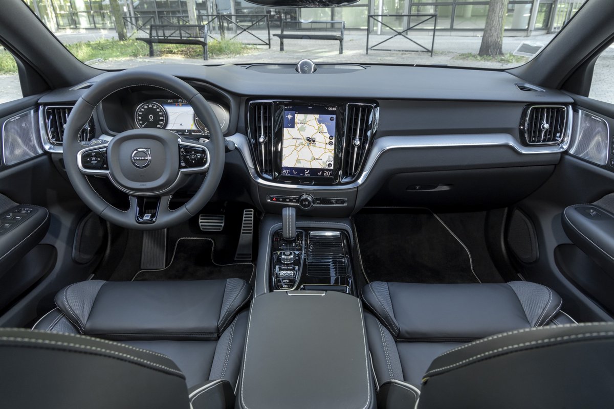 4koleca's tweet photo. Volvo S60 2019. Характеристики, обзор комплектации, расход топлива 
#авто #автомобили #автомобиль #Volvo #VolvoS60 #Вольво #ВольвоS60 #седан

https://t.co/27ntbbaUe0 https://t.co/csDD1RClqC