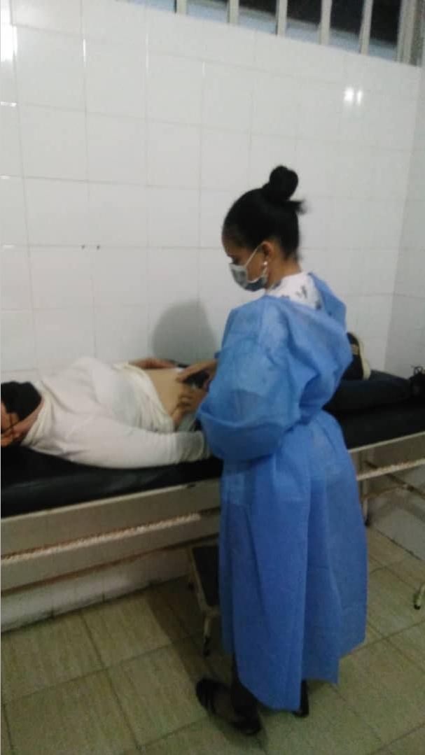 Yasmani Nápoles Guzmán (@yasmaninapoles) on Twitter photo Valerosos héroes anónimos perteneciente al estado Sucre brindando amor y salud al pueblo venezolano.
#CubaVive
<a href="/cubacooperaven/">Misión Médica Cubana en Venezuela</a>
#CubaViveyRenace Valerosos héroes anónimos perteneciente al estado Sucre brindando amor y salud al pueblo venezolano.
#CubaVive
<a href="/cubacooperaven/">Misión Médica Cubana en Venezuela</a>
#CubaViveyRenace