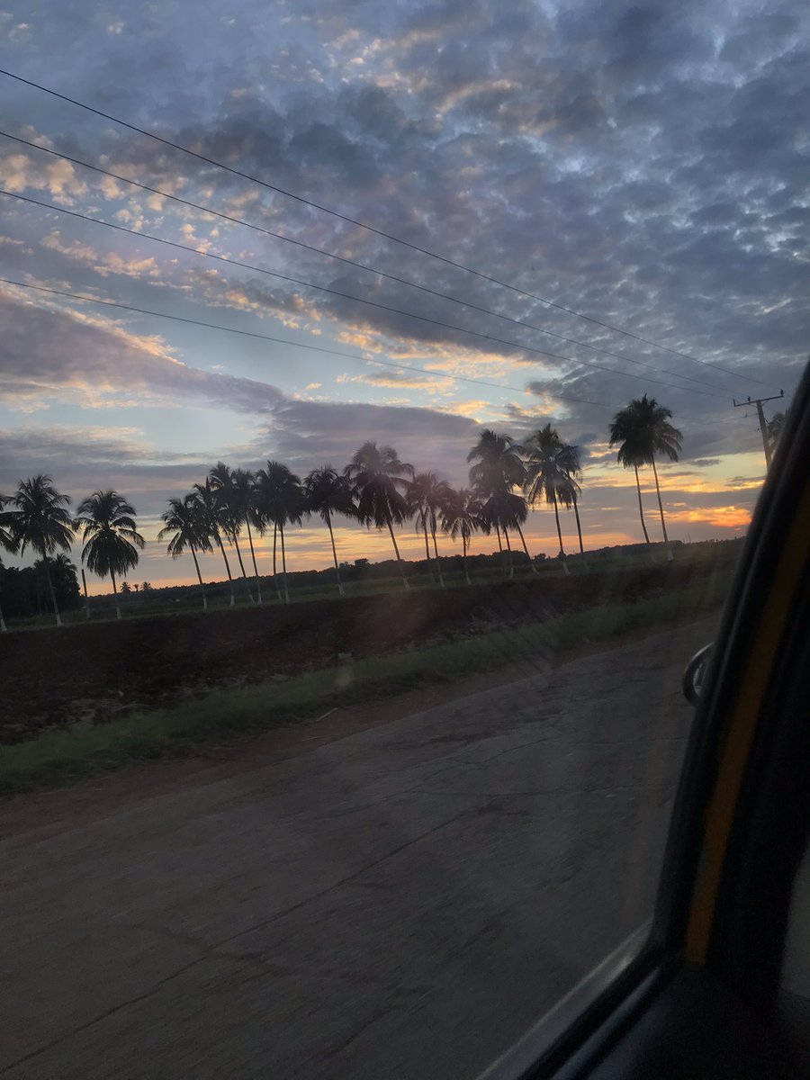 soy_Jennyy's tweet photo. Para los amantes del cielo 🌅❤️ Today :) https://t.co/FcXQ4UepwC