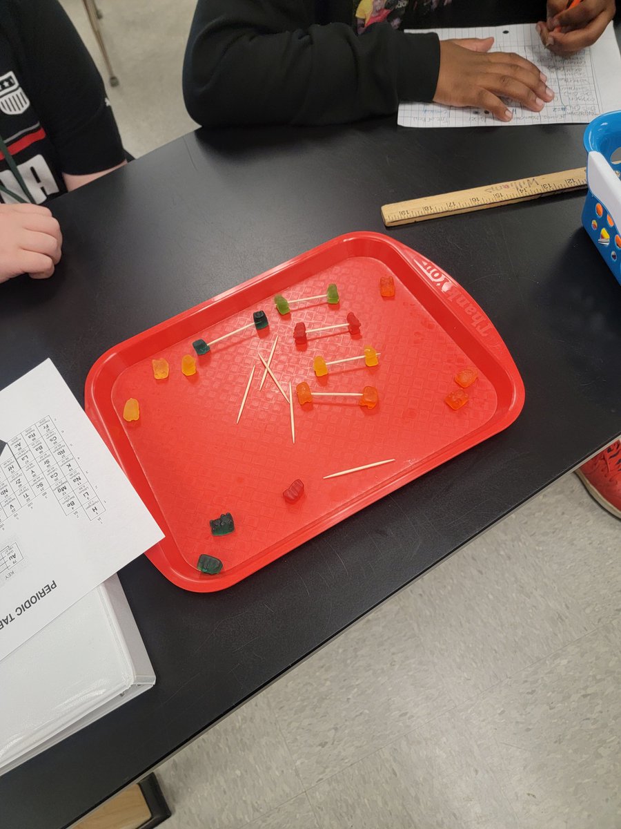Science1Teach's tweet photo. Ended last week with no internet in the building.  We had to complete our "Gummy Bear Bonding Lab" old school with paper &amp; pencil. #connectin5 https://t.co/aqt8elFZuN