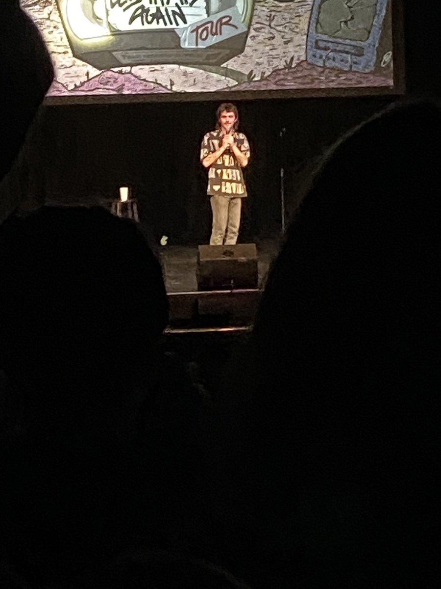 _emmabriella_'s tweet photo. @kurtisconner this was one of the best shows i’ve seen i love you so much kurtis so proud can’t wait to see you again! https://t.co/KwQura5uGn