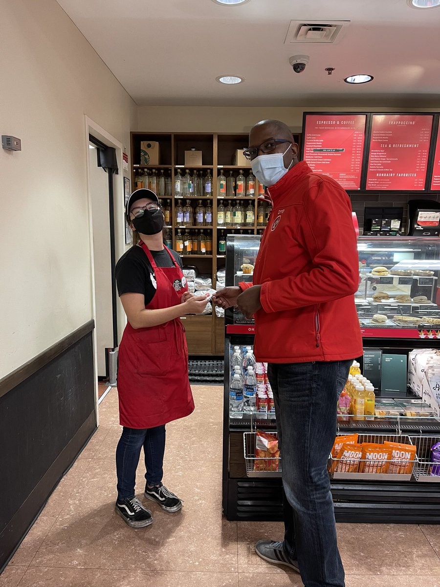 Shoutout to Ashley for giving incredible service even when she’s swamped. Dispite being alone on a Saturday morning, she has a can-do attitude and showed up for her guests by being efficient, energetic and engaged. 🎯  #g196incrediblemoments <a href="/Le_Hulett/">Leandra Hulett</a> @AnsteyHinkson