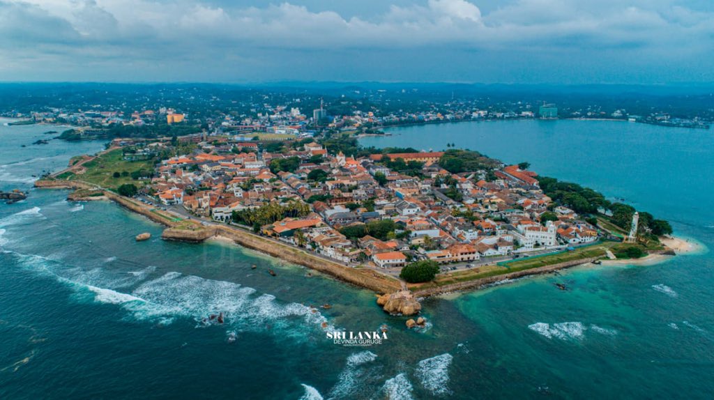 hemantbuch's tweet image. I don’t know about you, but for me, #Galle is the most stunning international stadium in the world 🌊 🌅 🛶 and we are all set for Day 2! #SLvWI