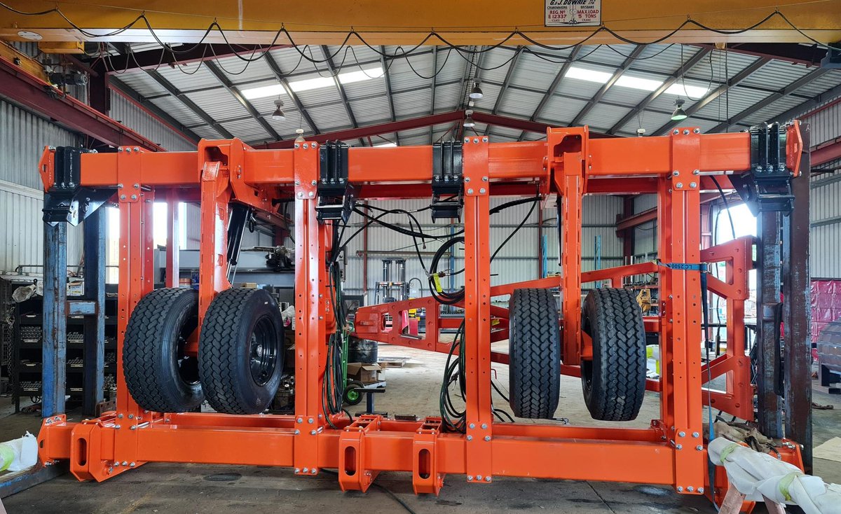 Getting some really big gear ready for a pretty long journey...
#deepripper