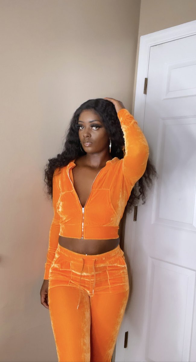 JesCarlye's tweet photo. Which one you wearing to the living room? 🦃
•
•
#shopprettygirlcouture #asu #AlbanyGA #albanystate #asuram #pretty #boutiqueshopping #boutique #rt https://t.co/xyGJEW9y4L