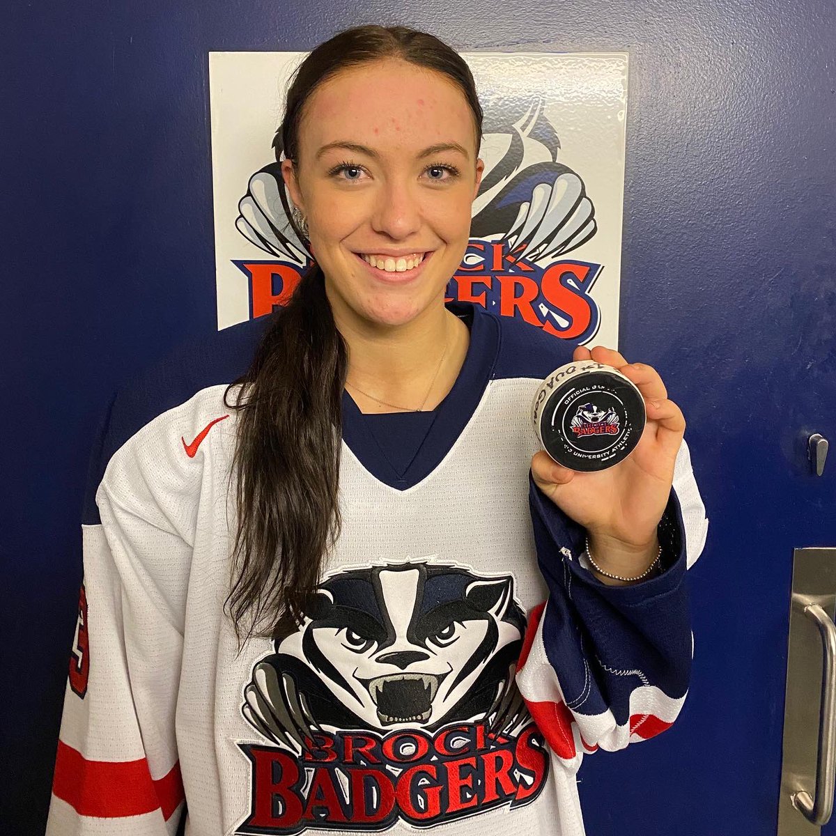 FIRST OUA GOAL ALERT 🚨

Allison Stevenson scored her FIRST OUA GOAL tonight against <a href="/WesternWHKY/">Western W Hockey</a>. 

Congratulations Allison, here’s to many more! 🐾

#WeAreBadgers